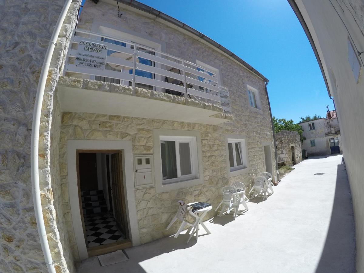 Peach Apartment'S Repic Bibinje Dış mekan fotoğraf