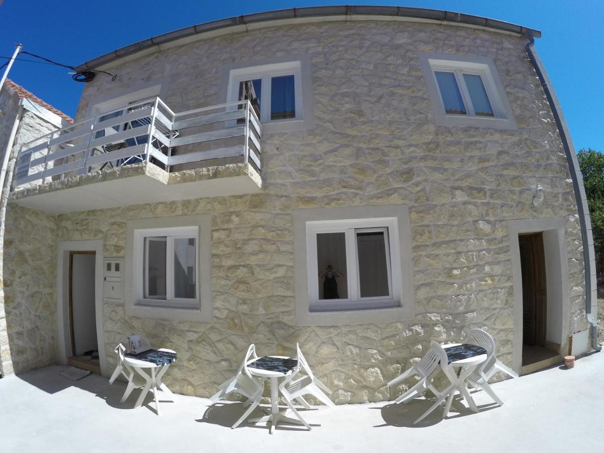 Peach Apartment'S Repic Bibinje Dış mekan fotoğraf