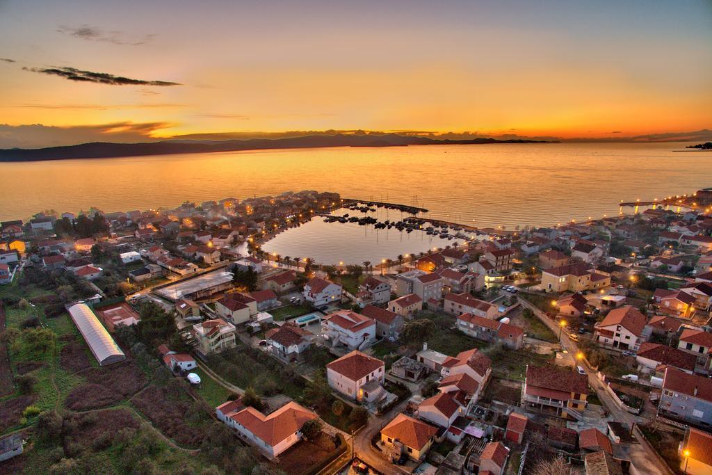 Peach Apartment'S Repic Bibinje Dış mekan fotoğraf